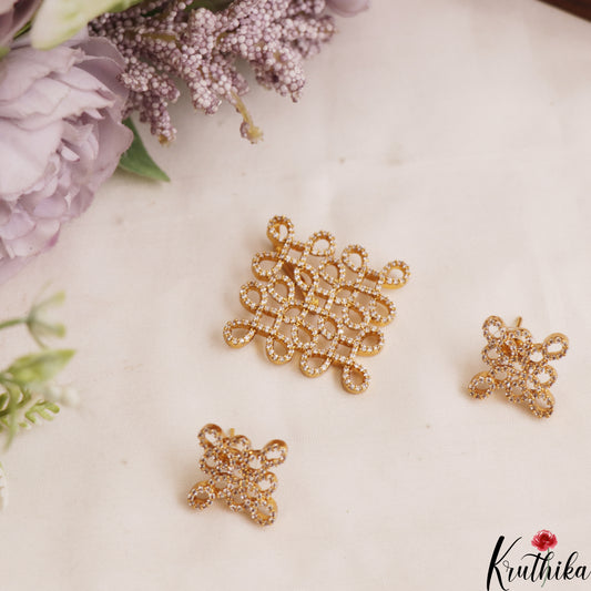 Classic Gold-Toned AD Muggu Pendant Set PS290