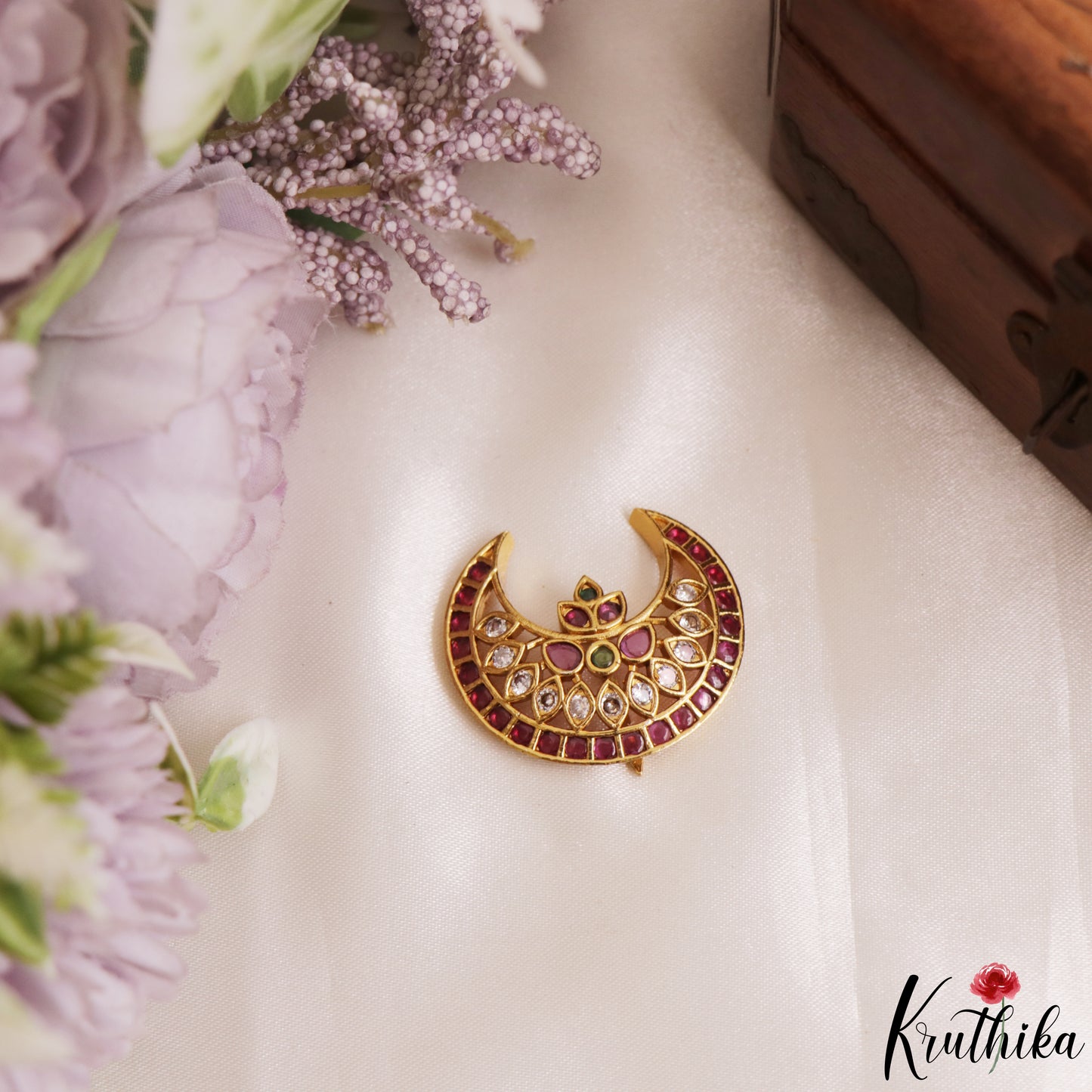 Pretty Floral Motifs Chandra Surya Kemp Hair Ornaments J424