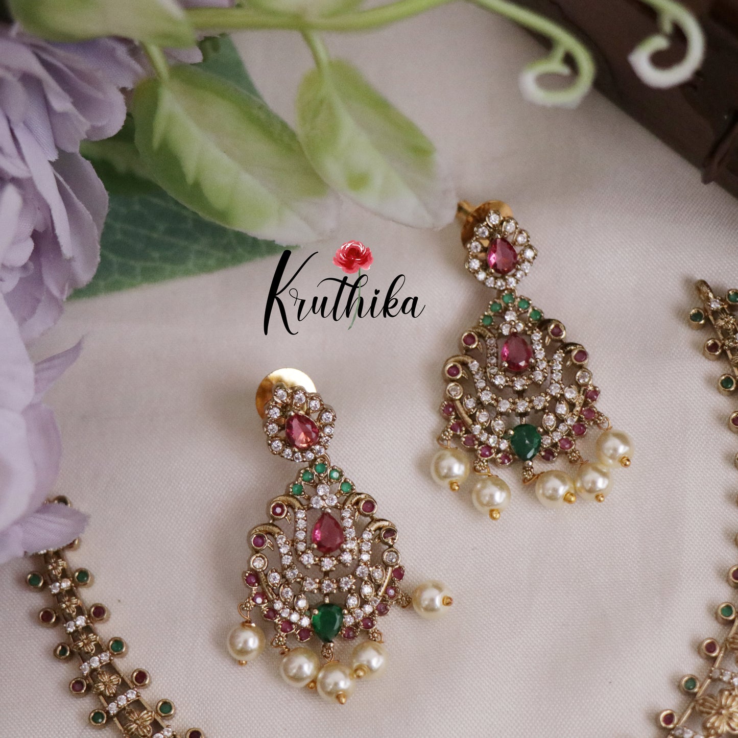 Trendy CZ Sparking Peacock Pendant Necklace NC2217 (Available in 2 Colours)