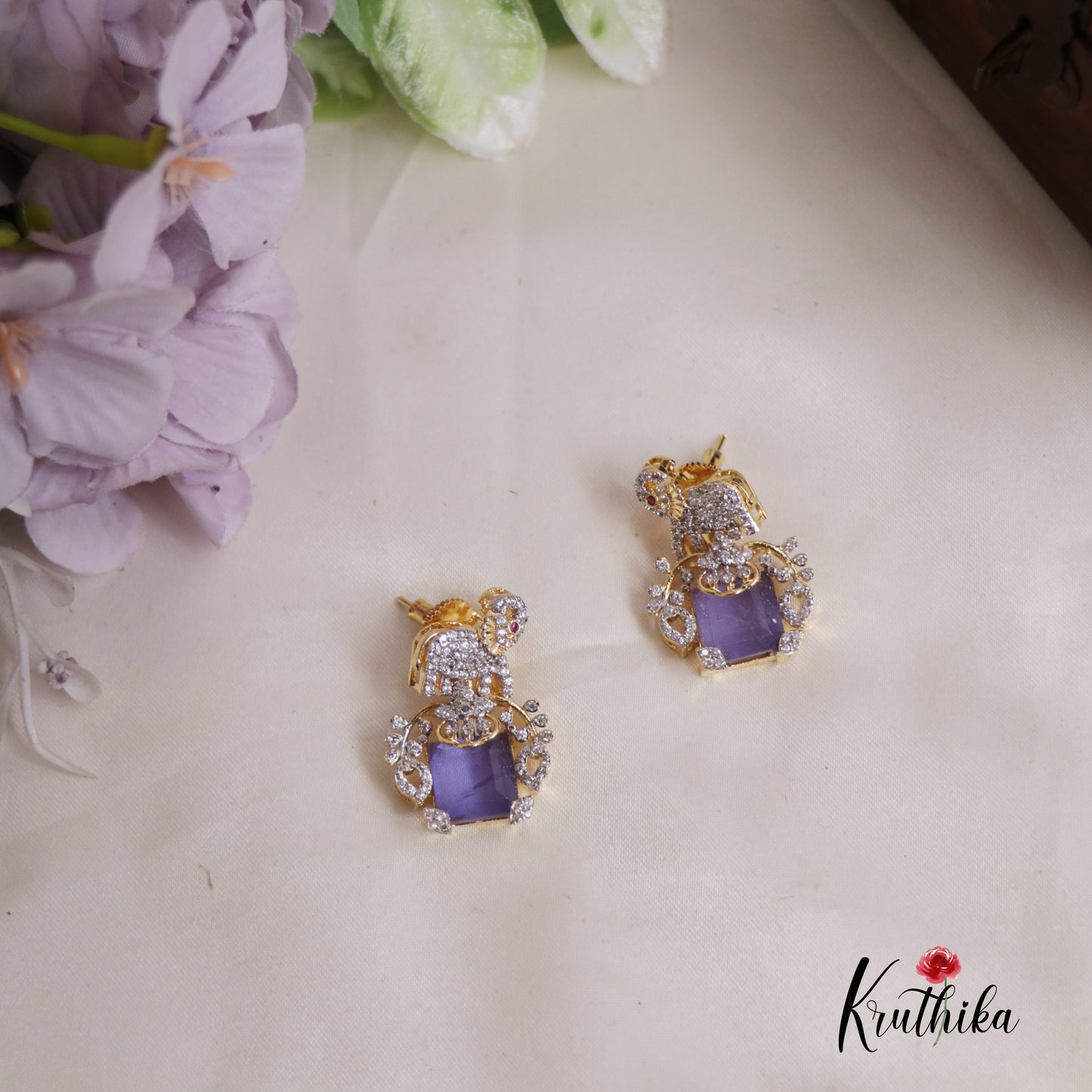 Elegant Victorian Elephant Pendant Set PS246 (Available In 5 Colours)