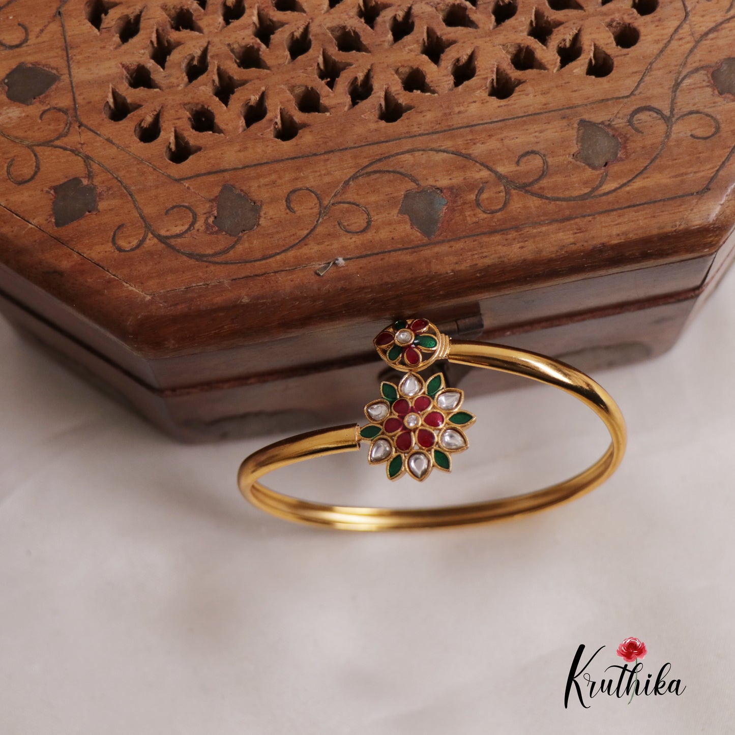 Classic Floral Openable Kada B349