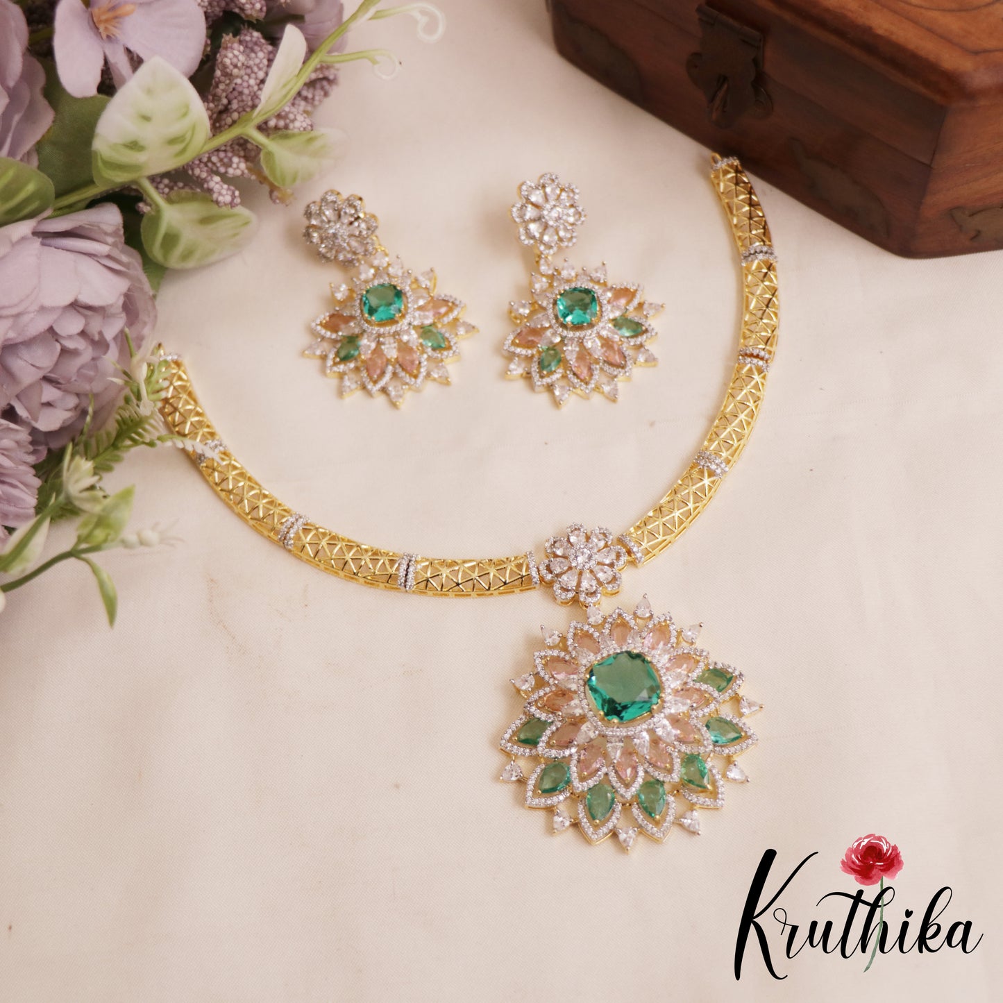 Gorgeous Floral AD Victorian Hasli Necklace NC2898