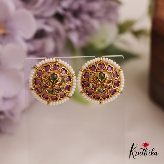 Trendy Pearl Border Peacock Motifs Stud Earrings E953