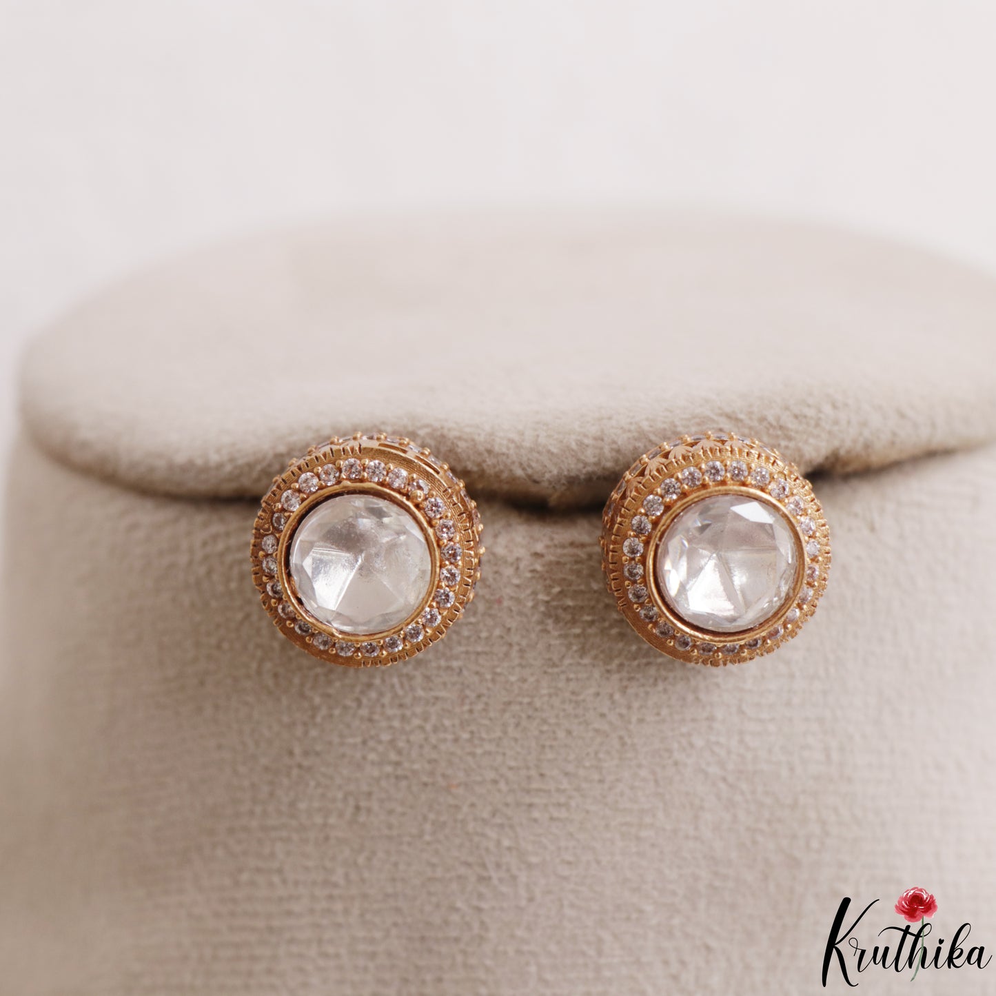 Classic Gold-Tone Polki CZ Stud Earrings E1188