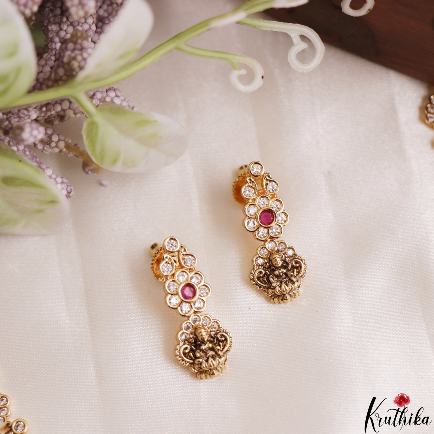 Classic Antique Nagas Lakshmi Floral Motifs Temple Choker NC3184 (Available In 2 Colors)