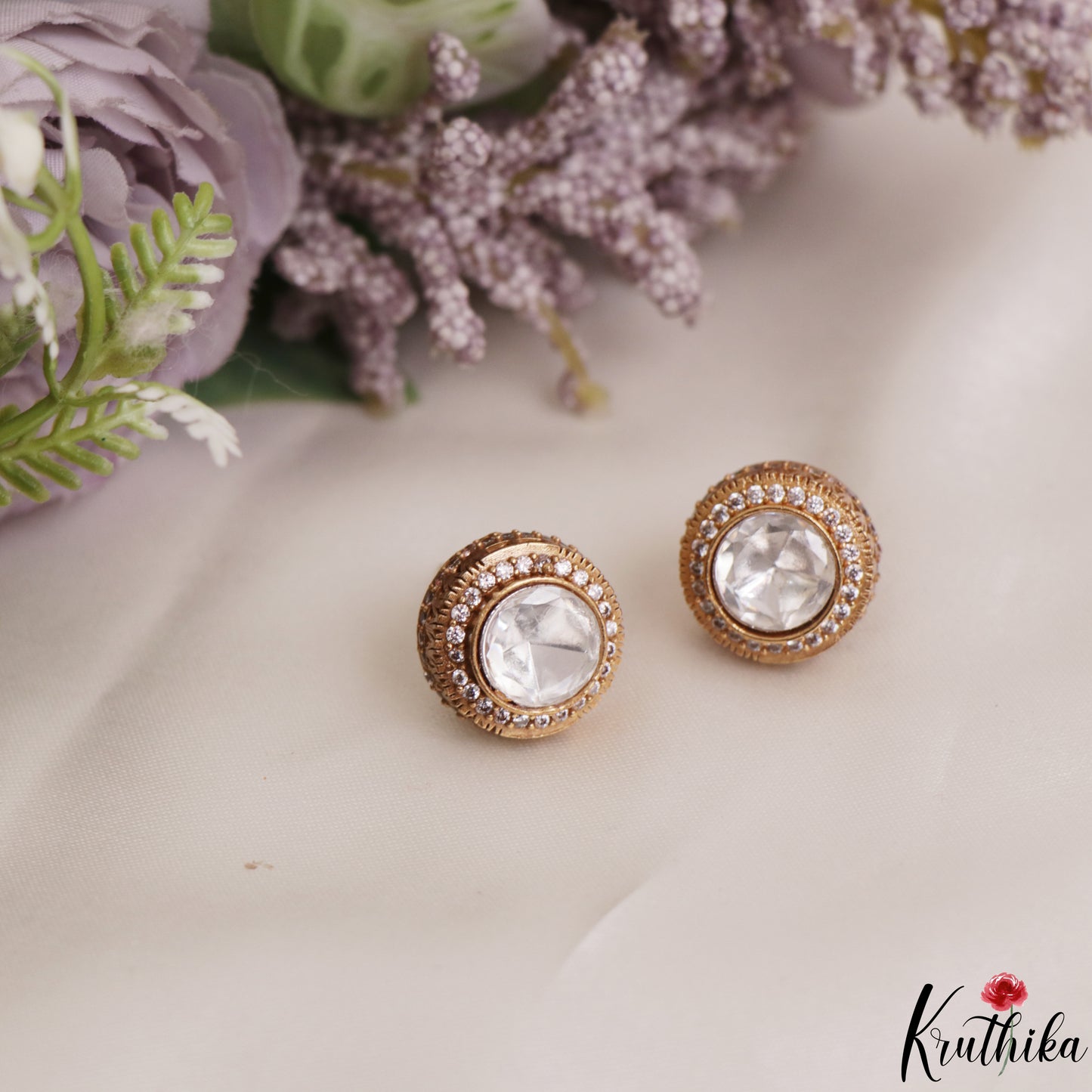 Classic Gold-Tone Polki CZ Stud Earrings E1188