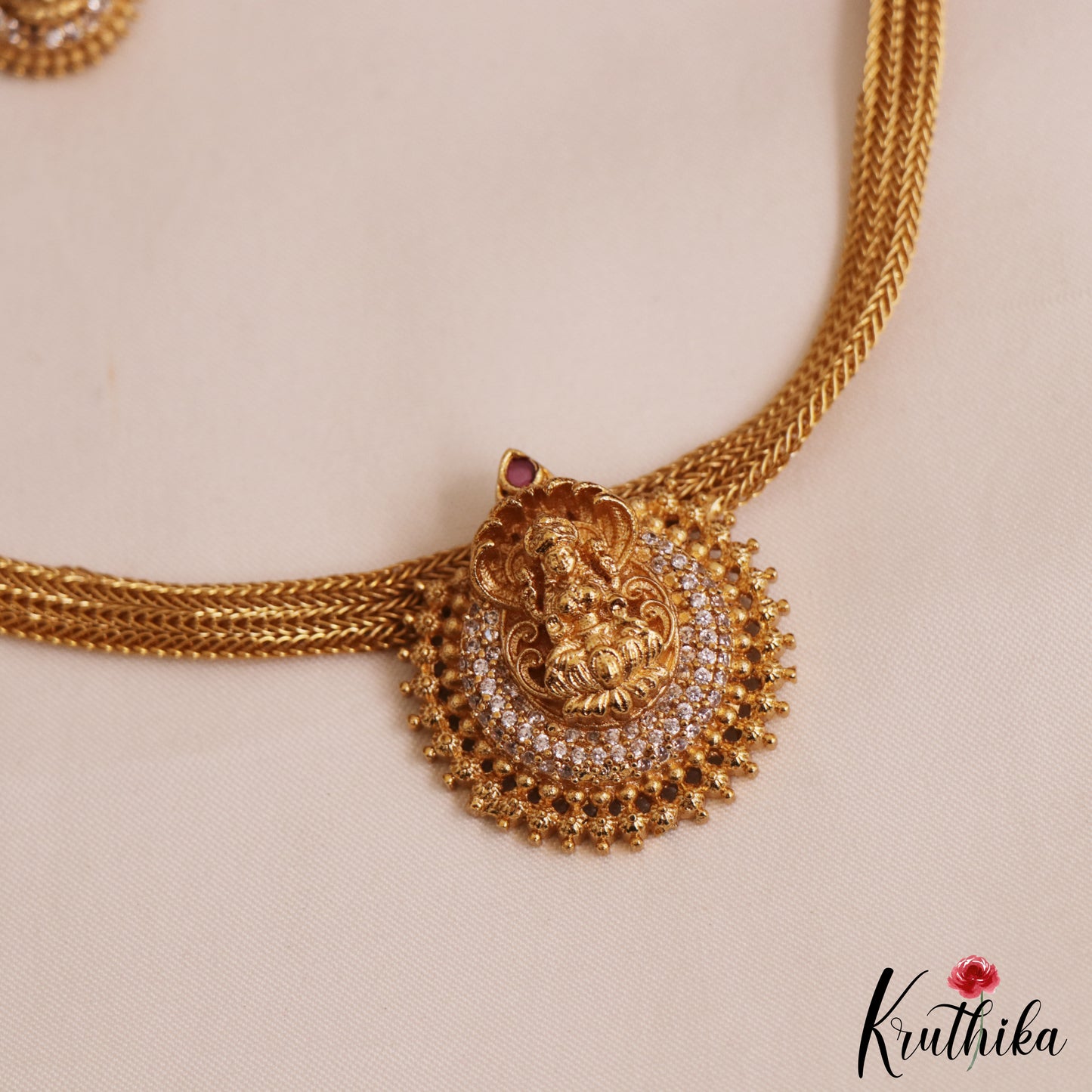Pretty Antique Lakshmi Motifs Pendant Chain NC2804