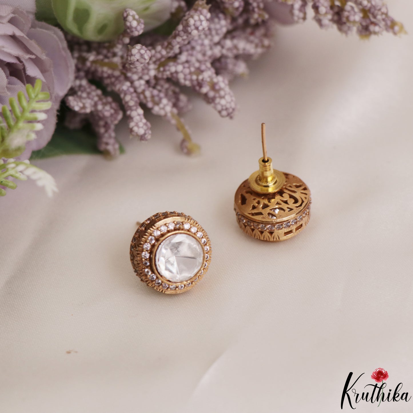 Classic Gold-Tone Polki CZ Stud Earrings E1188