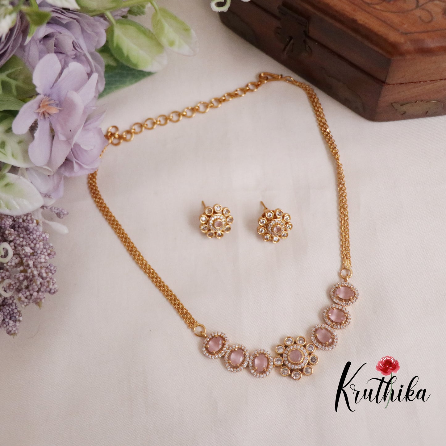 Pretty Ad Victorian Necklace NC2214 (Available in 5 Colours)