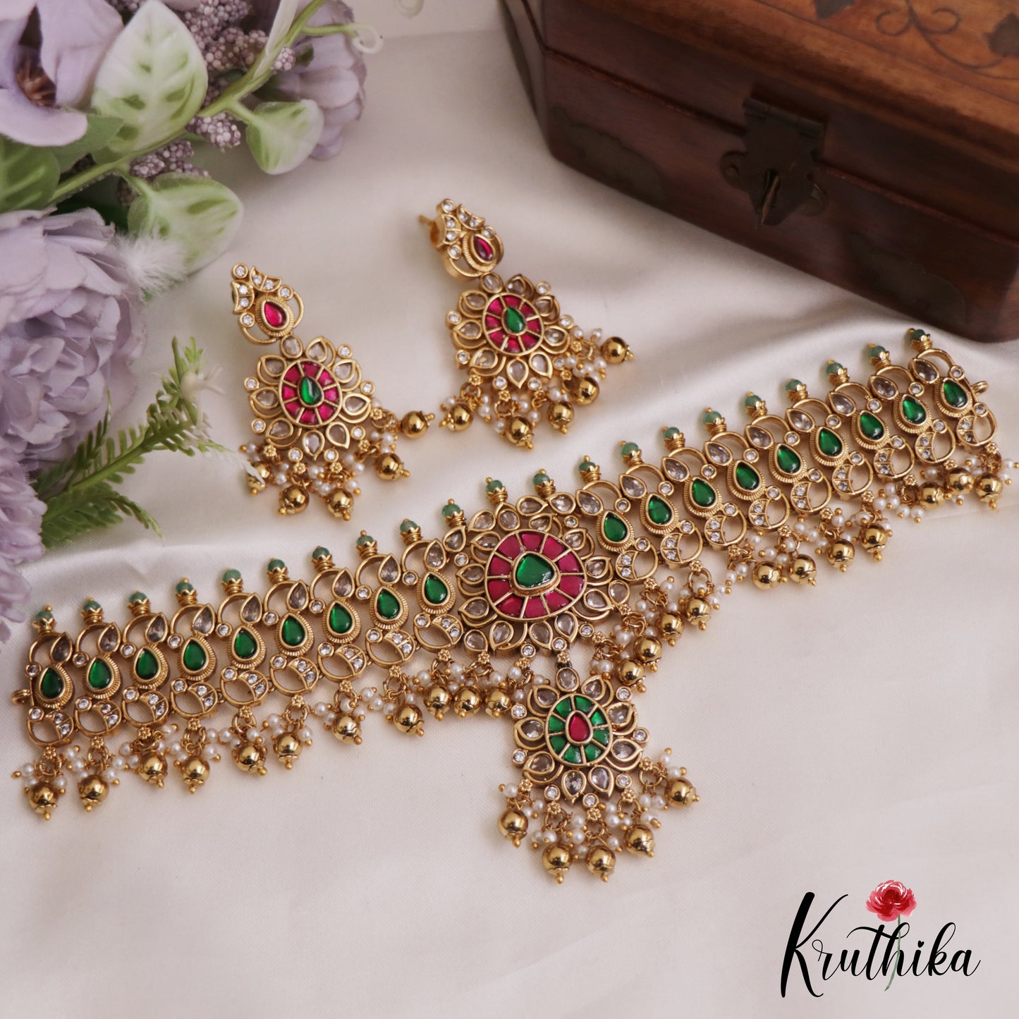 Gorgeous Teardrop Motifs Jadau Choker NC2725 (Available In 4 Colors)