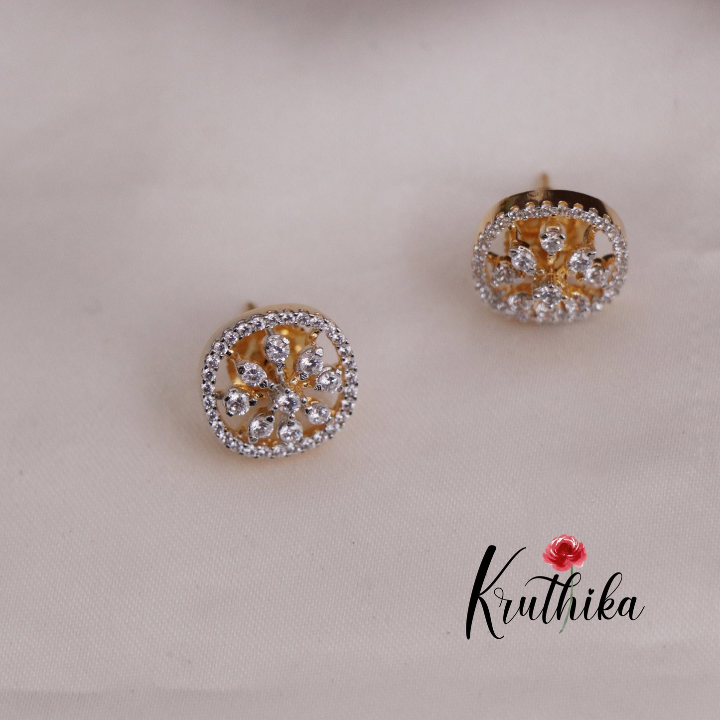 Beautiful CZ Sparkling Black Beads Invisible Chain NC2314