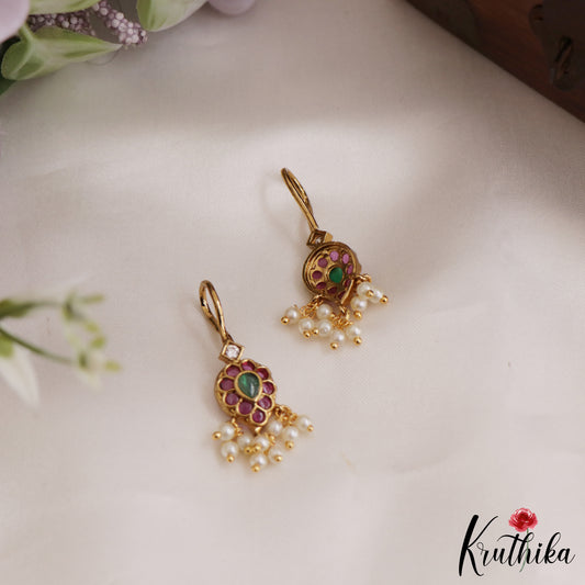 Elegant Kemp Teardrop Earcuffs | Upper Earrings | Bugadi Earrings E892