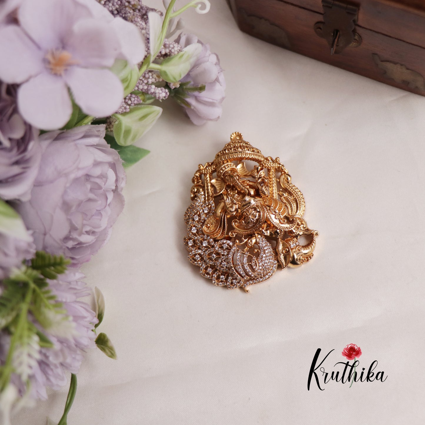 Beautiful Antique Nagas Ganesha Peacock Pendant PS247