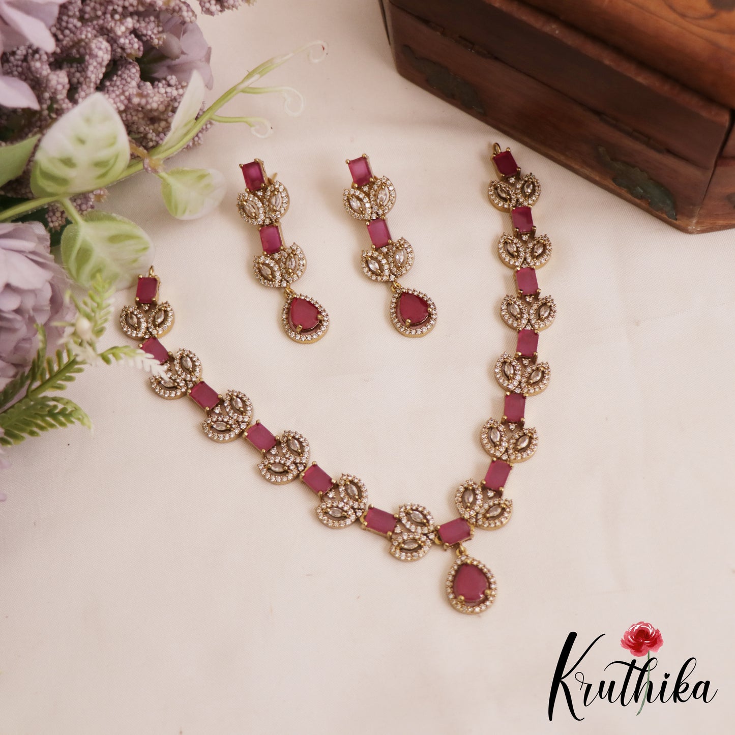 Sparkling Square Leaf Motifs AD Victorian Necklace NC2839 (Available In 3 Color)