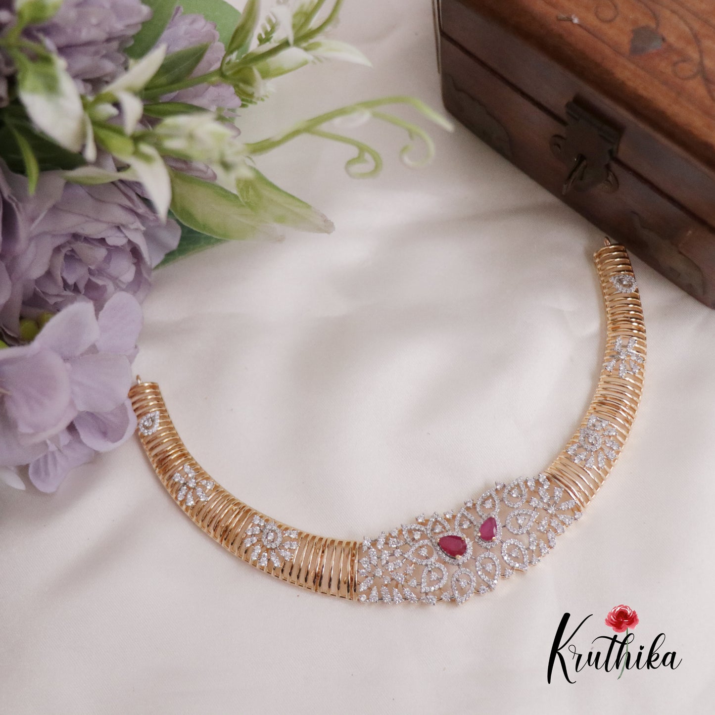 Pretty CZ Sparkling Victorian Hasli Necklace NC2252 (Available in 2 Colours)