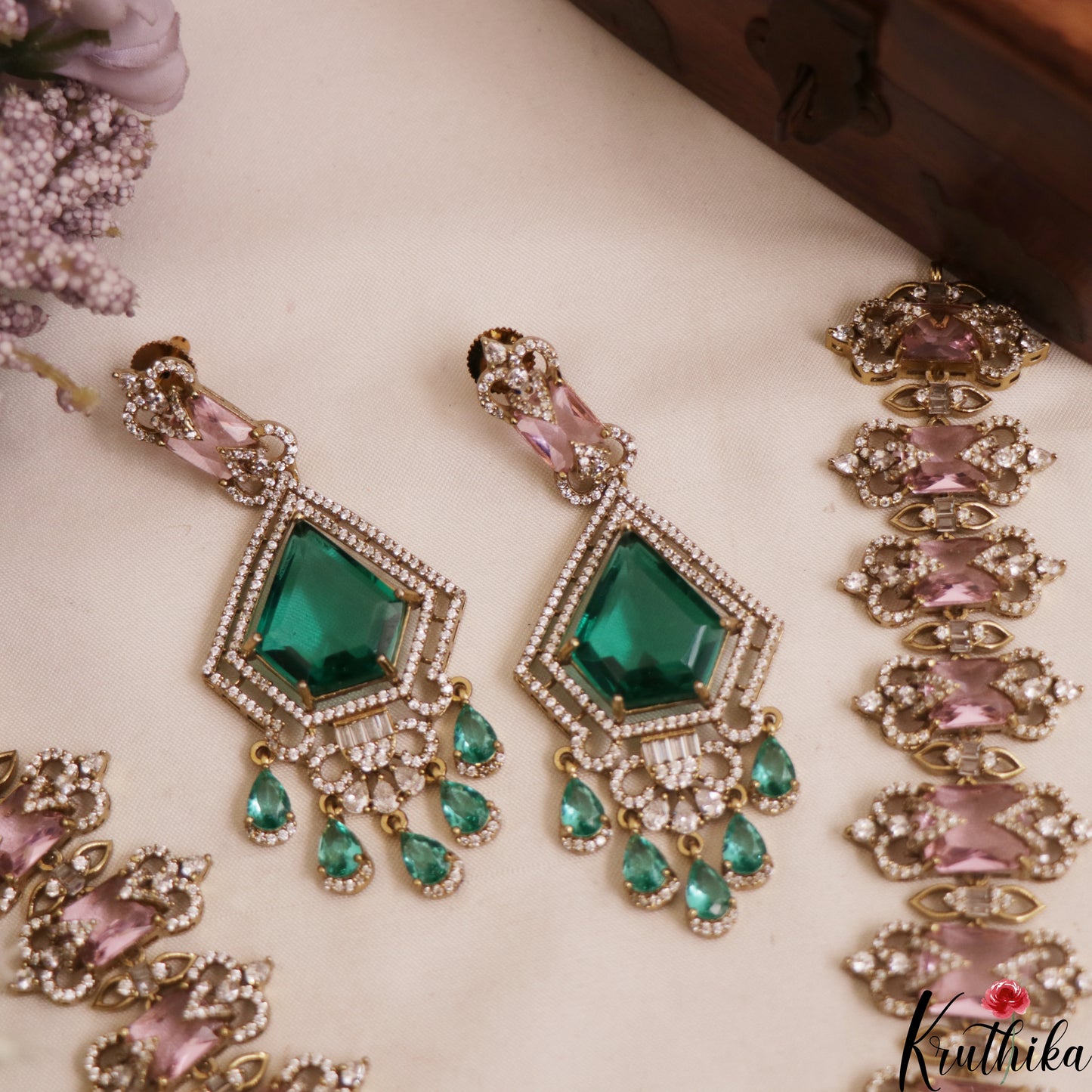Stunning Geometric Motifs AD Victorian Necklace NC2949