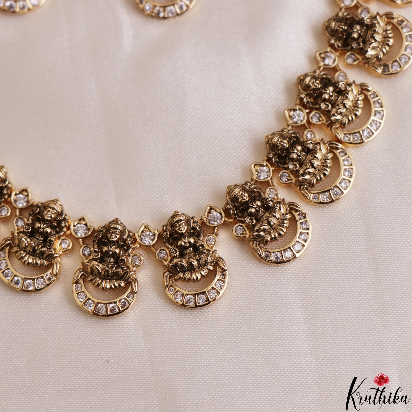 Elegant Antique Lakshmi Motifs Temple Choker NC3193