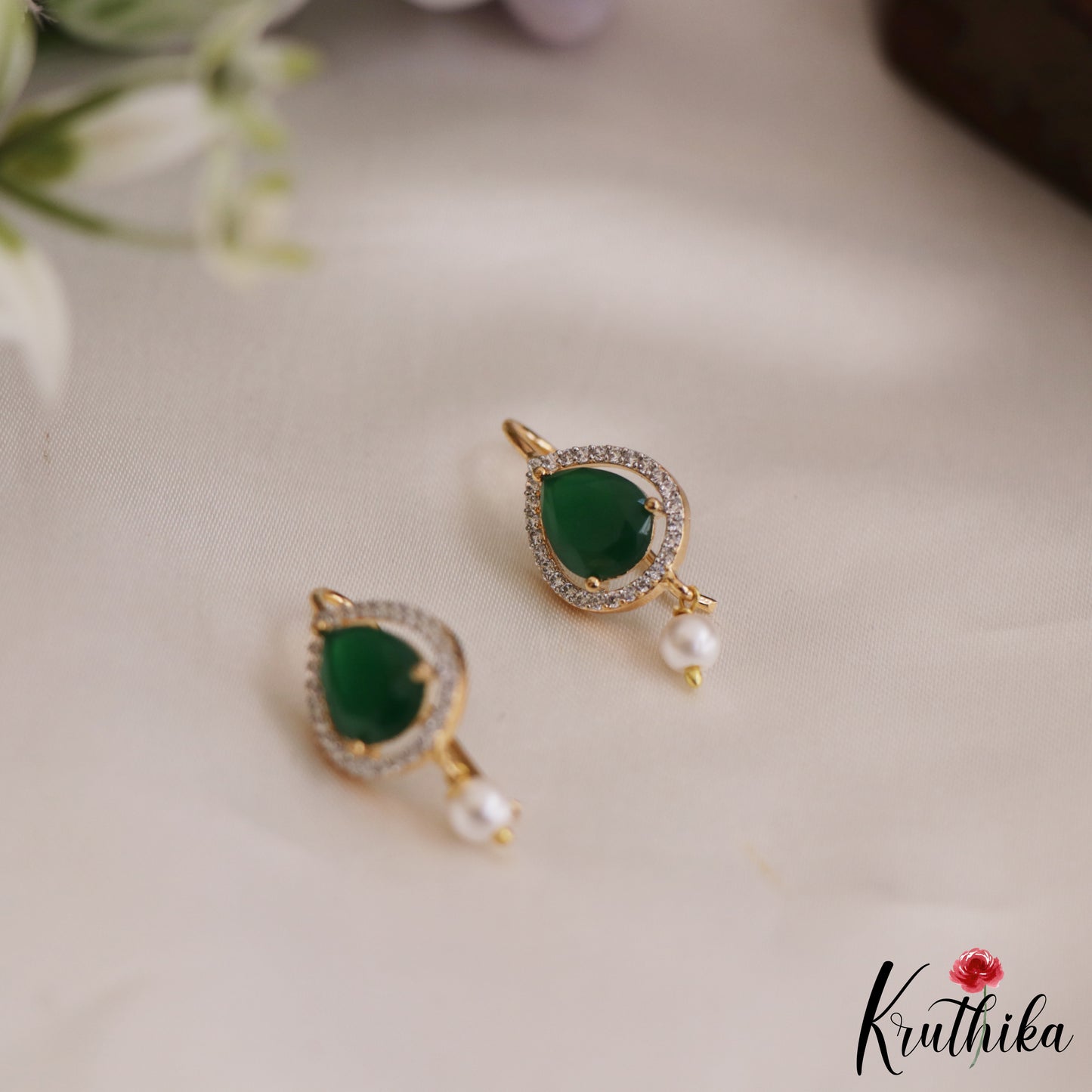 Simple Teardrop Earcuffs | Upper Earrings | Bugadi Earrings With Pearl Drop E899