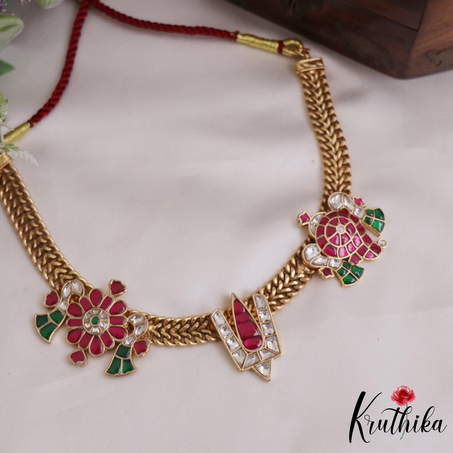 Elegant Shanka-Chakra-Nama Motifs Jadau Necklace NC2711