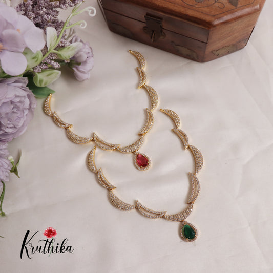 Eleghant Victorian Sparkling Necklace NC2531 (Avaliable In 2 Colours)