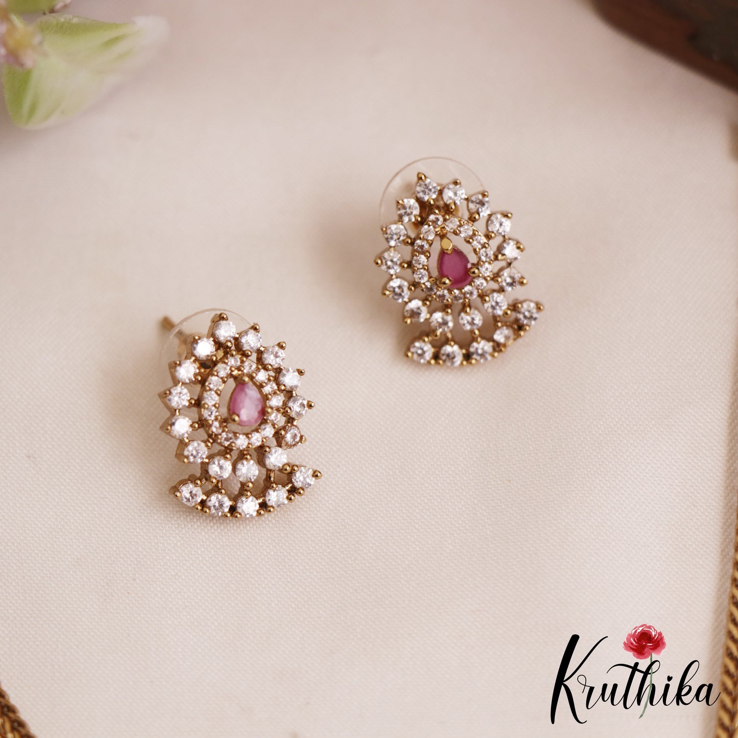 Pretty Teardrop Motifs AD Pendant Chain Set NC2808 (Available In 2 Colors)