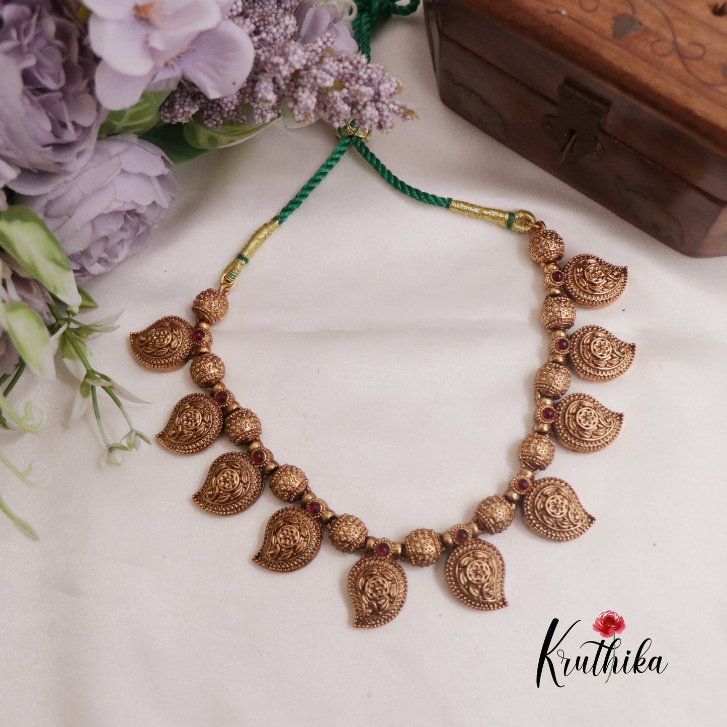 Simple Kemp Manga Necklace NC2326