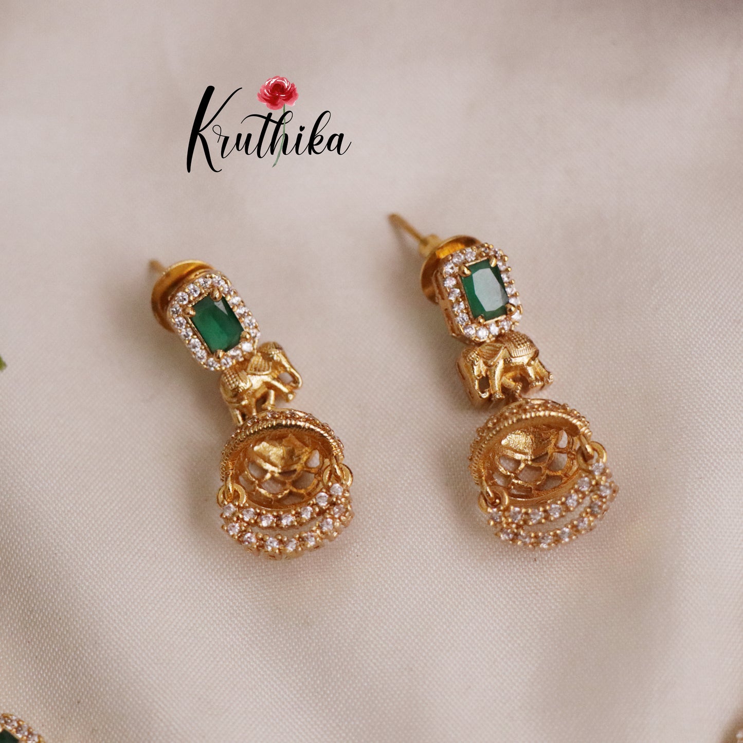 Beautiful AD Elephant Grace Choker NC2204 (Available in 2 colours)