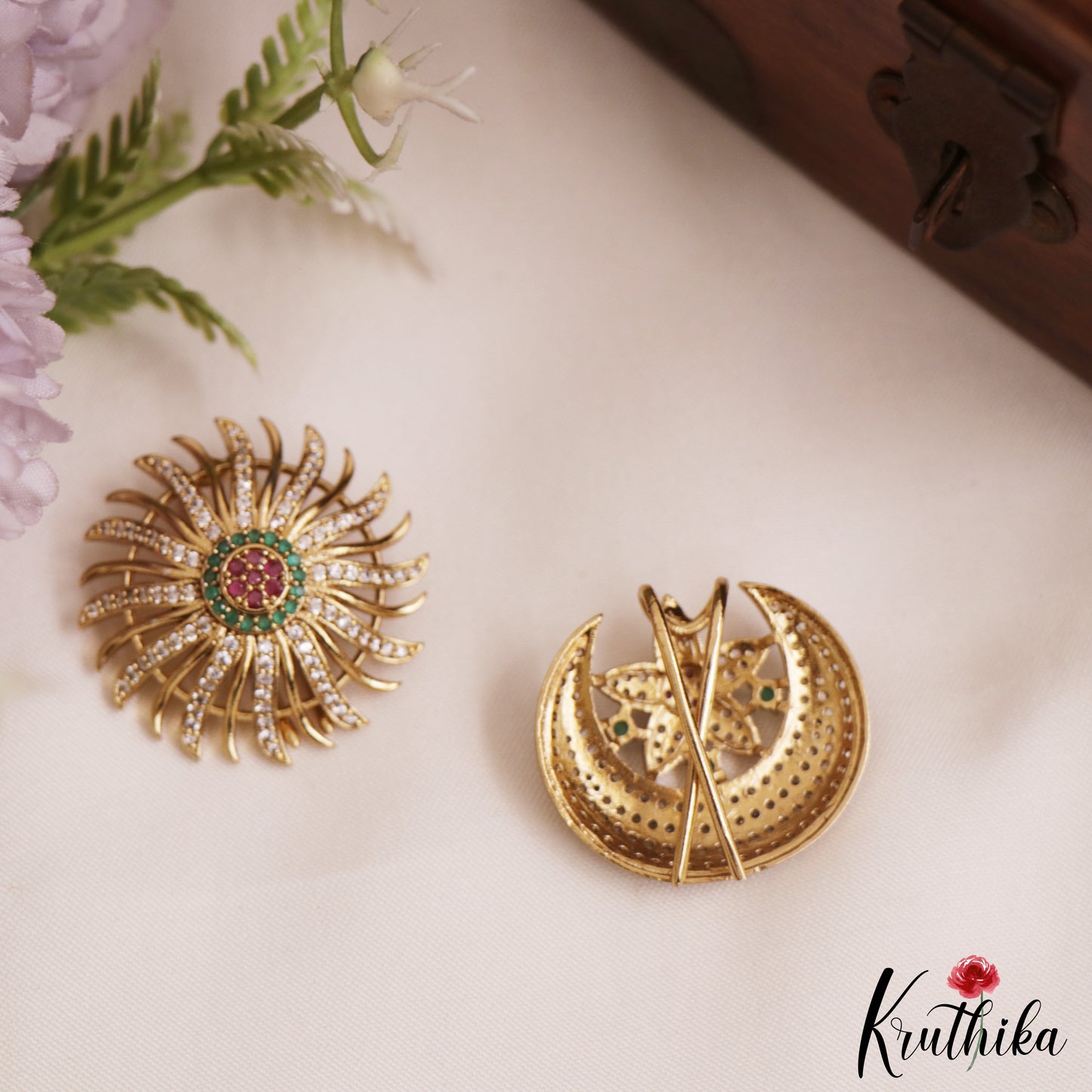 Sparkling Floral Motifs Chandra Surya AD Hair Ornaments J376