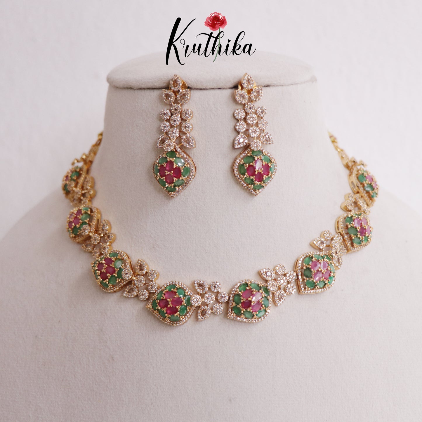 Simple CZ Leaf Motif Necklace NC2330 (Available in 4 colours)