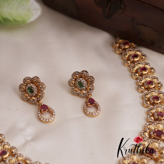 Sparkling Kemp Floral Necklace NC2592