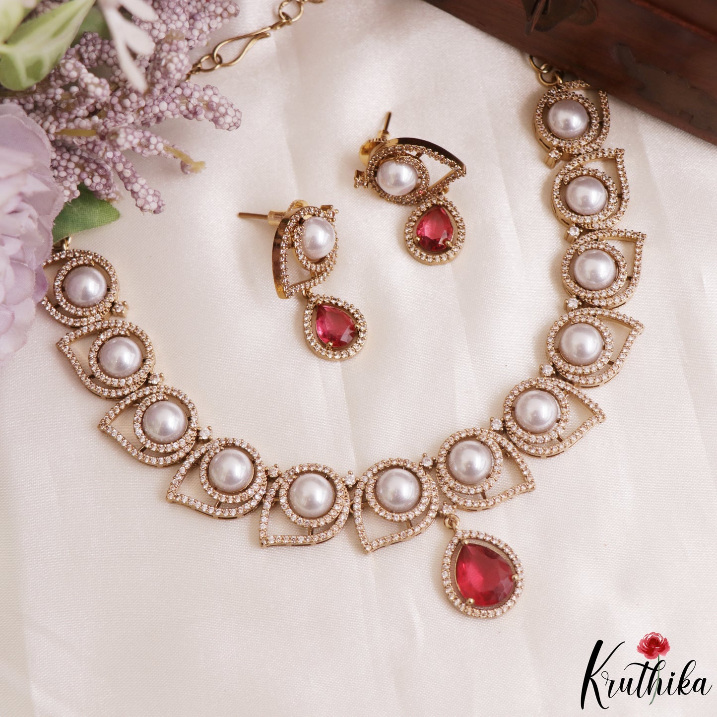 Elegant Pearl Leaf Motifs CZ Victorian Necklace NC3154 (Available In 6 Colors)