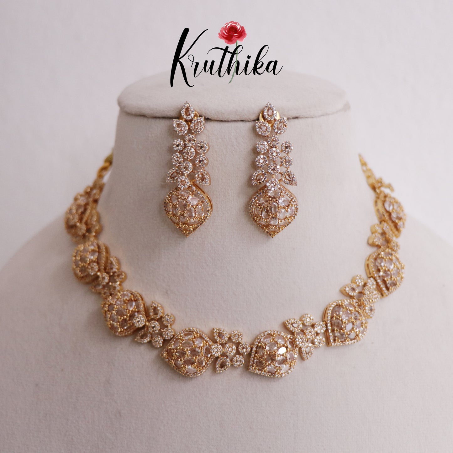 Simple CZ Leaf Motif Necklace NC2330 (Available in 4 colours)