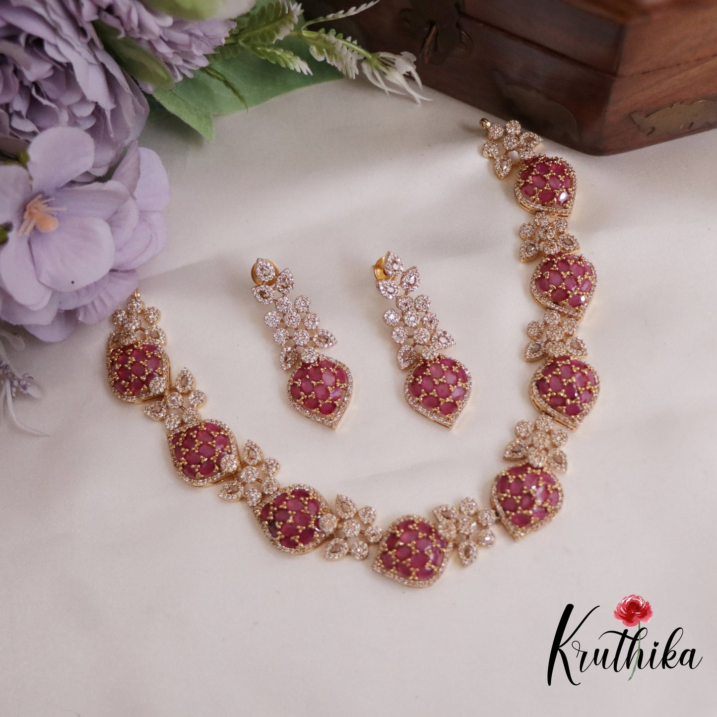 Simple CZ Leaf Motif Necklace NC2330 (Available in 4 colours)