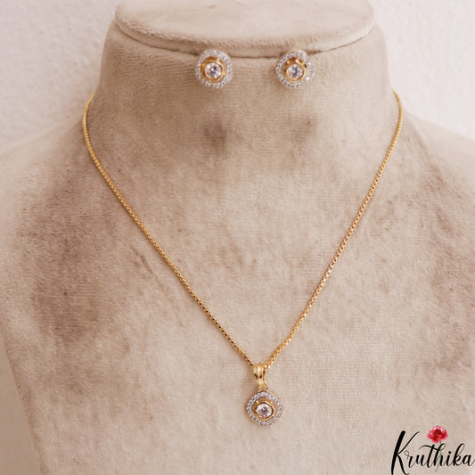 Simple AD Gold-Tone Chain Pendant Set NC2928