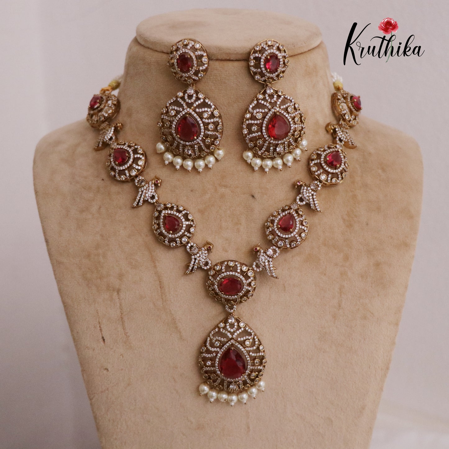 Classic AD Victorian Peacock Necklace NC2296 (Available in 2 Colors)