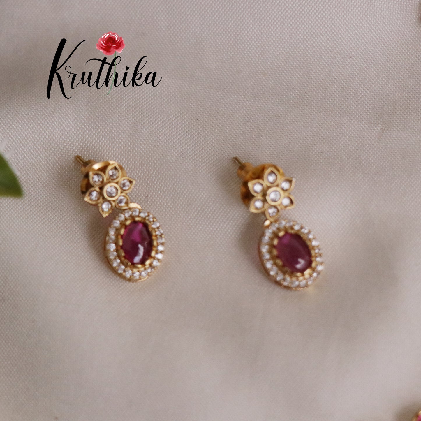 Simple Hali Necklace with Water Drop Pendant NC2188 (Available in 3 Colours)