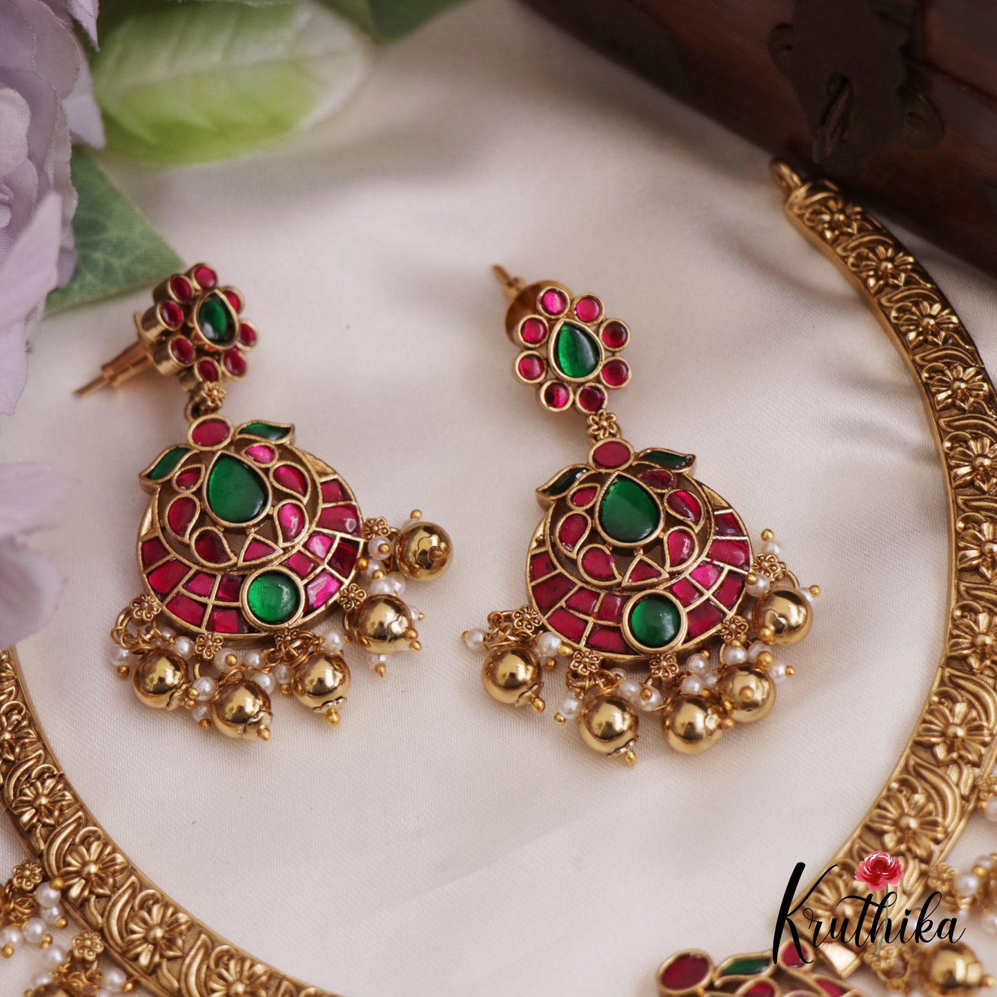 Elegant Antique Floral Motifs Jadau Necklace With Bead Drops NC2695 (Available In 2 Colors)