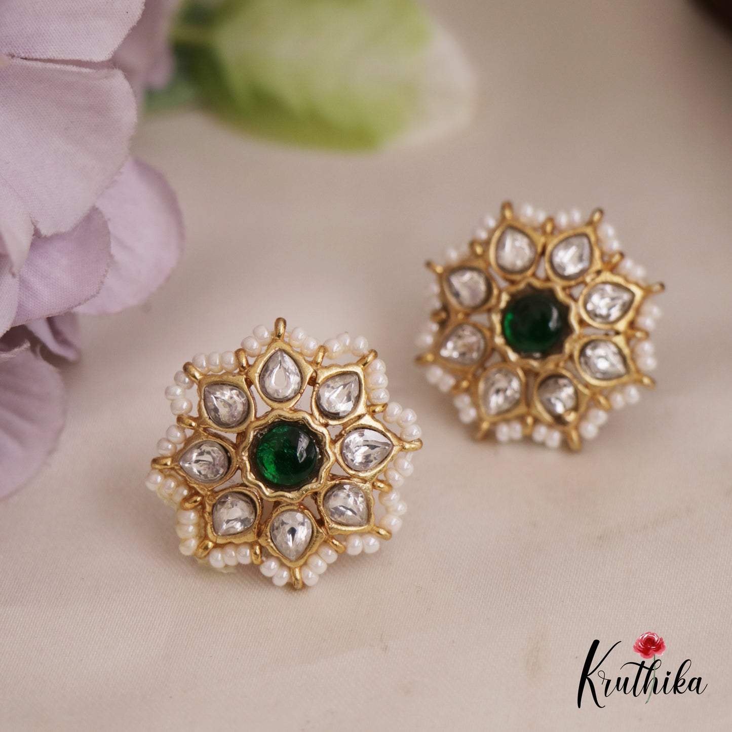 Trendy Pearl Border Floral Motifs AD Stud Earrings E1001