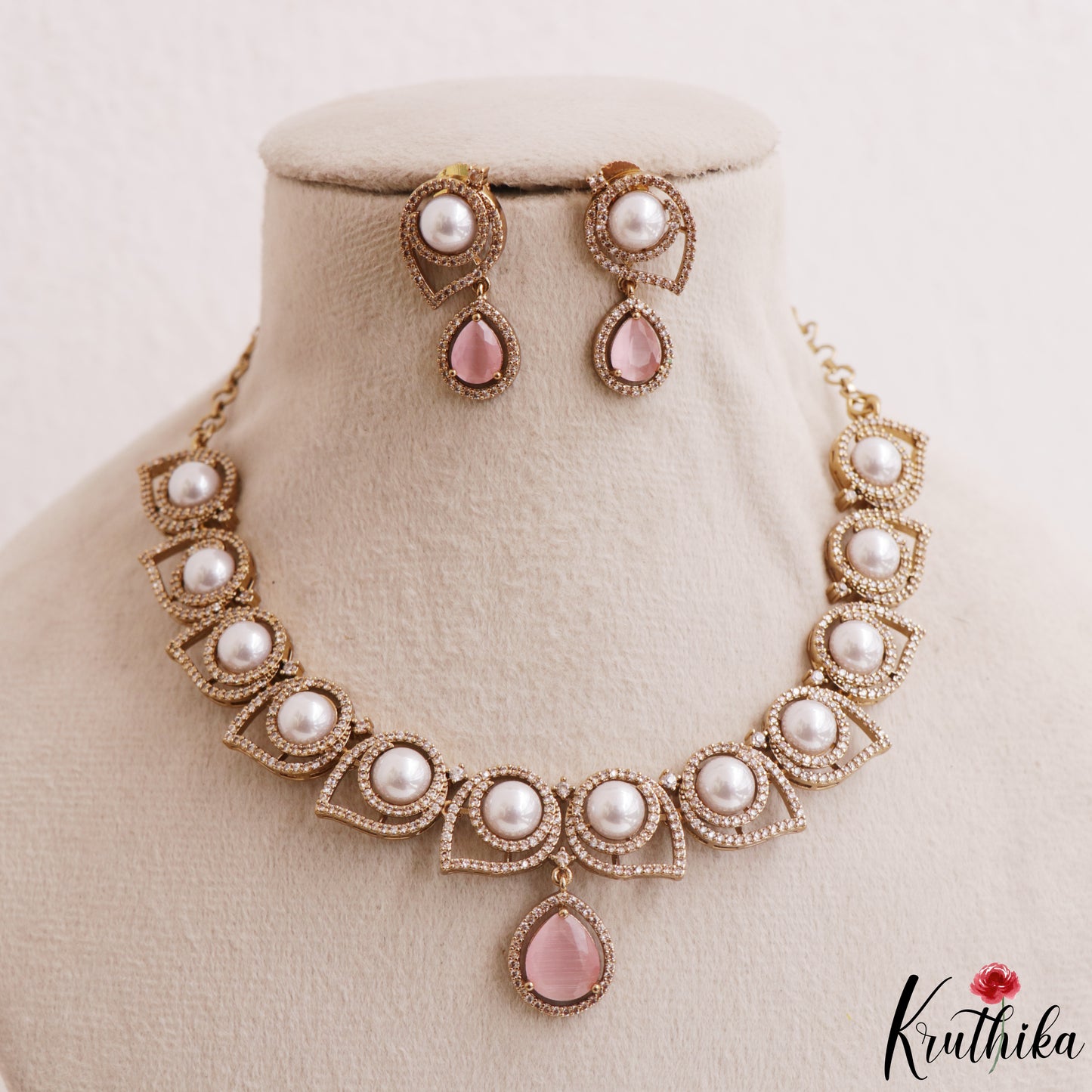 Elegant Pearl Leaf Motifs CZ Victorian Necklace NC3154 (Available In 6 Colors)
