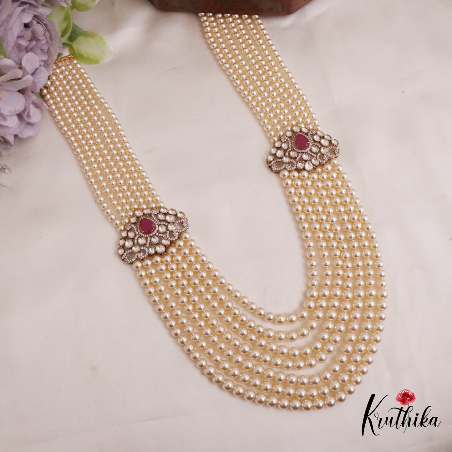 Gorgeous Multi Strand Pearl Chain With Victorian Side Pendant LH2033