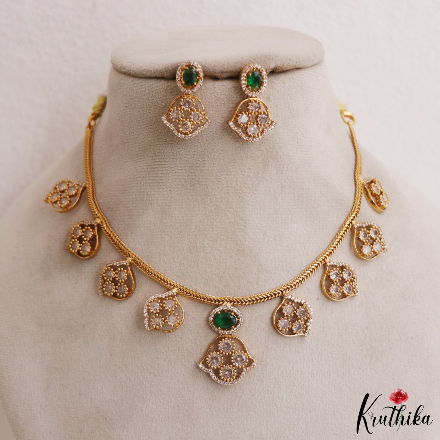 Sparkling Floral Motifs AD Victorian Necklace NC2965 (Available In 5 Colors)
