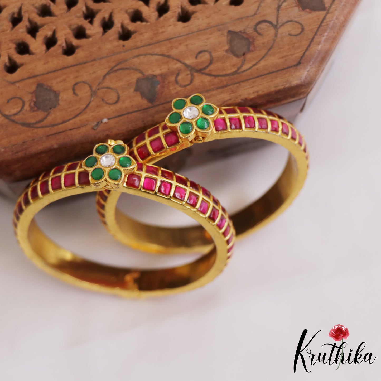 Premium Floral Motifs Openable Jadau Kada B455  (Set of 2)|(Available In 3 Colors)