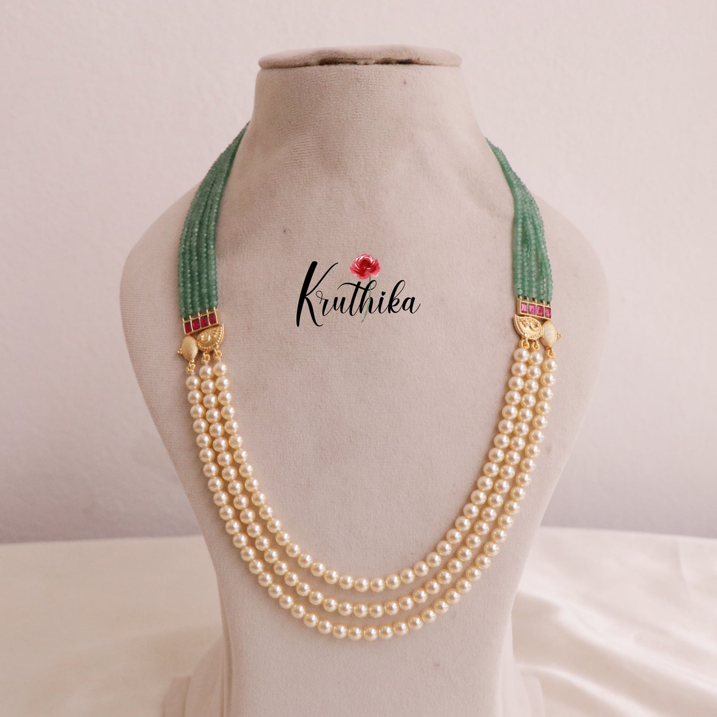 Elegant Beaded Necklace with Green & Pearl Finish LH820