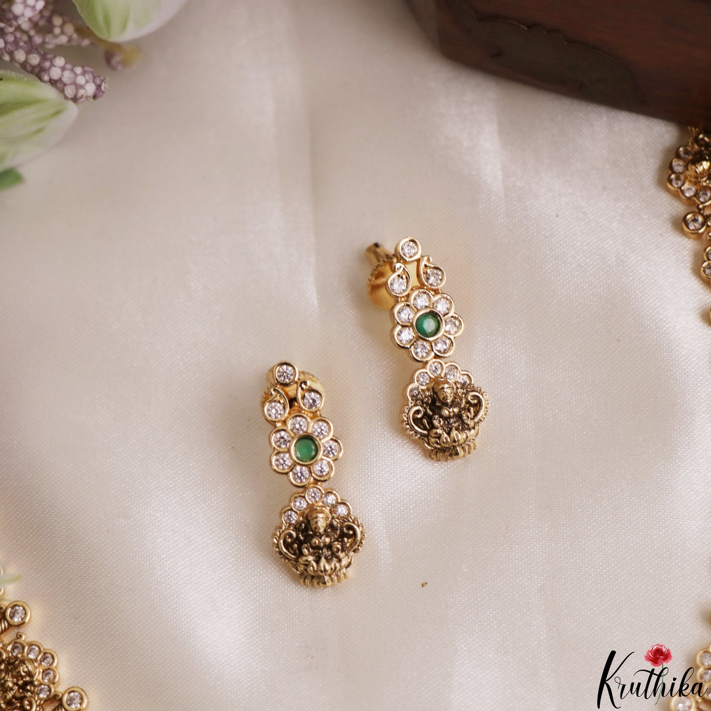 Classic Antique Nagas Lakshmi Floral Motifs Temple Choker NC3184 (Available In 2 Colors)