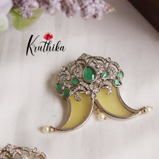 Trendy AD Victorian Puligoru Pendant PS230