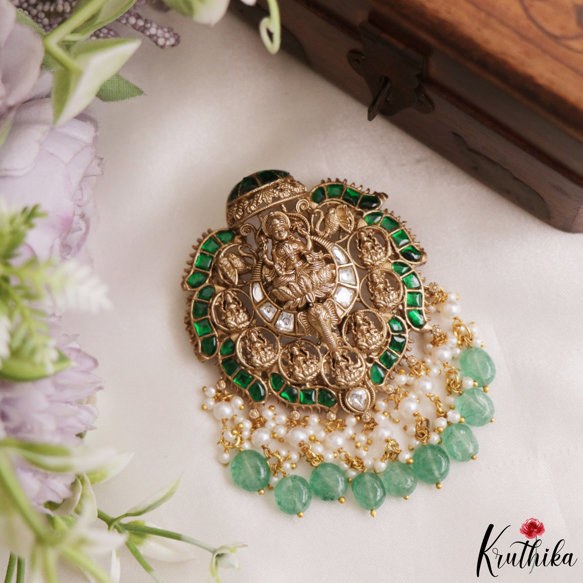 Beautiful Nagas Lakshmi Jadau Pendant PS308