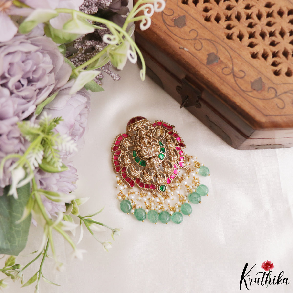 Beautiful Nagas Lakshmi Jadau Pendant PS308