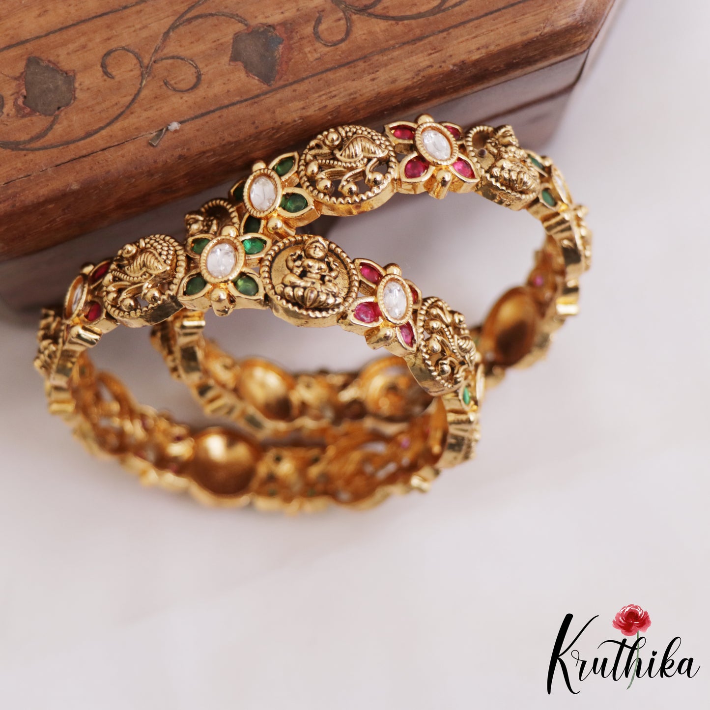 Beautiful Antique Lakshmi Floral Motifs Bangles B466 (Set 2 Bangles)