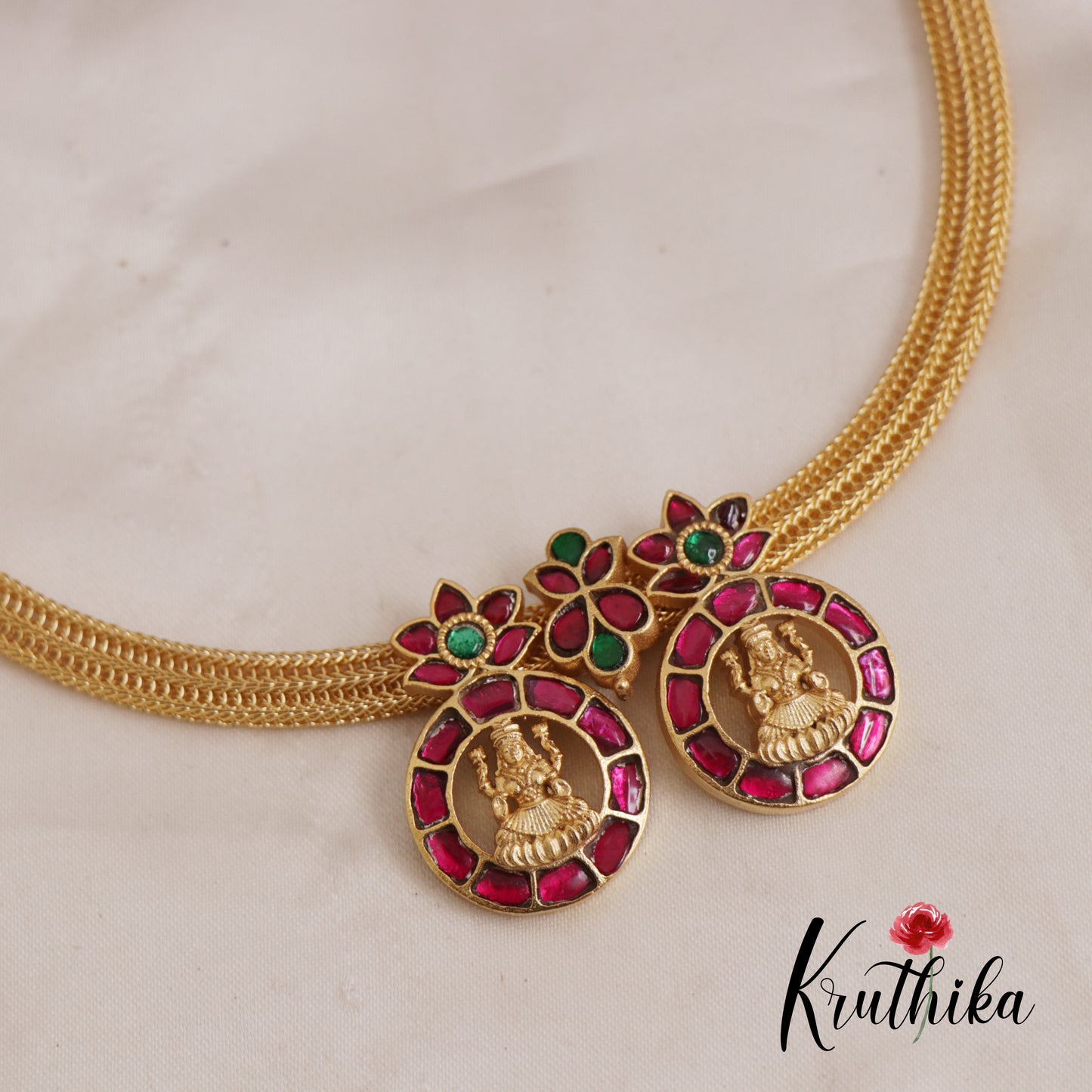 Trendy Lakshmi Floral Motifs Hasli Jadau Necklace NC2603