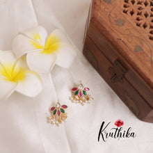 Beautiful Jadau Earcuffs | upper earrings | Bugadi Earrings E510